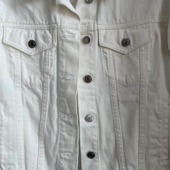 Everlane white denim jacket - Picture 3 of 4